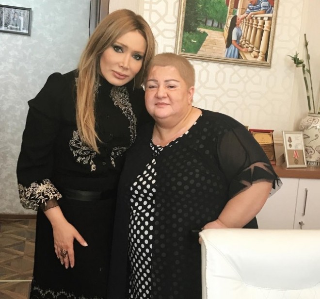 Fəxriyyə Xələfova Könül Xasıyevanı ziyarət etdi - foto