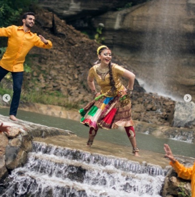 Fatimənin yeni fotosessiyası