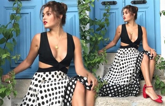 Hande Erçeldən yeni paylaşımlar