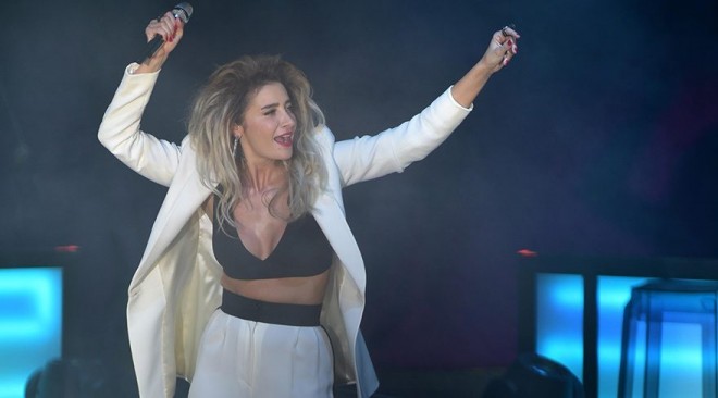 Sıla silsilə konsertlərə davam edir