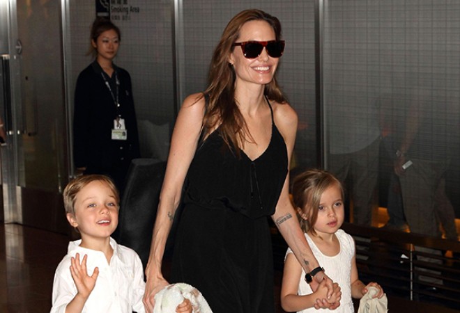 Ancelina Coli qızı ilə alış-veriş etdi - fotolar