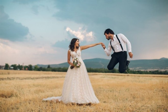 6 illiklərini belə qeyd etdilər