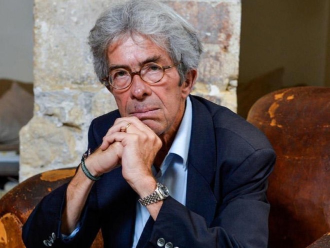 Fransız yazıçı öz əsərinin qəhrəmanı kimi öldü