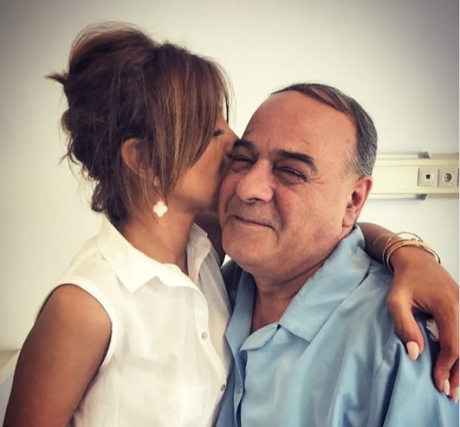 Röya atası ilə olan fotosunu paylaşdı: “Əmin əllərdəsən, nəfəsim”