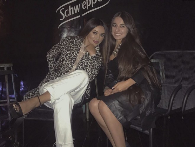 Validə Abbasovanın cazibədar görüntüləri