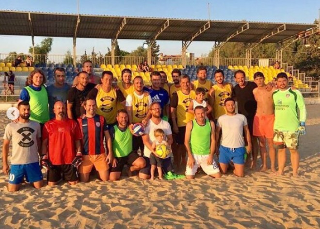 Məşhurların futbol həyəcanı