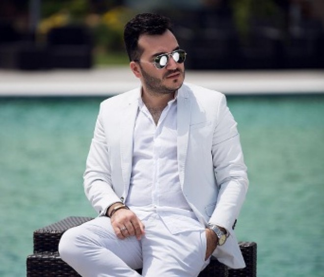 Elvin xanımı ilə bir arada – foto