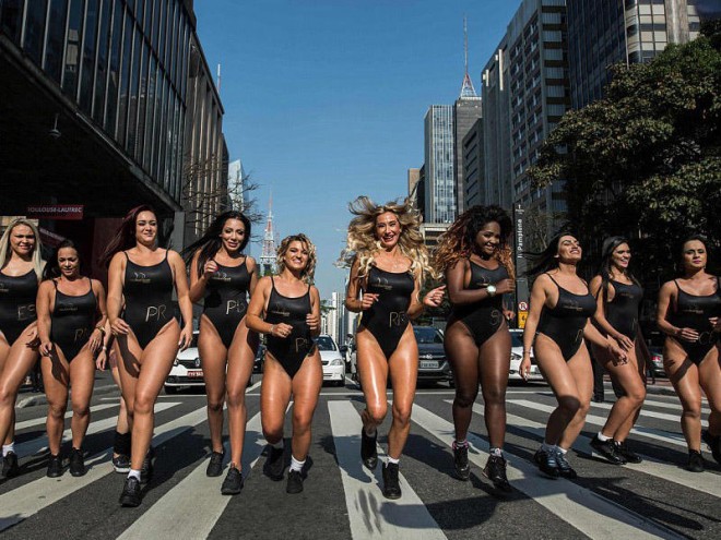 "Miss BumBum 2017"-nin yarımfinalı başa çatdı - foto