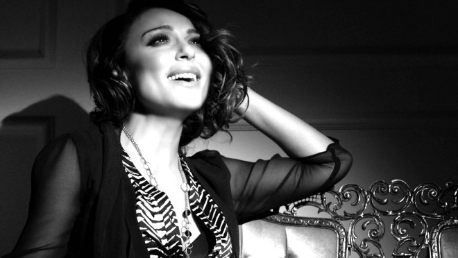 Ziynet sürprizlə gəlir