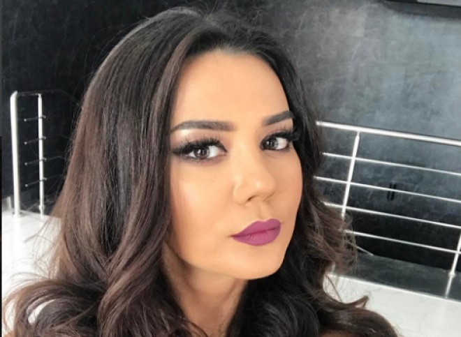 Oksananın qara libası - foto