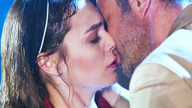 Öpüşmə səhnəsi gərginlik yaratdı