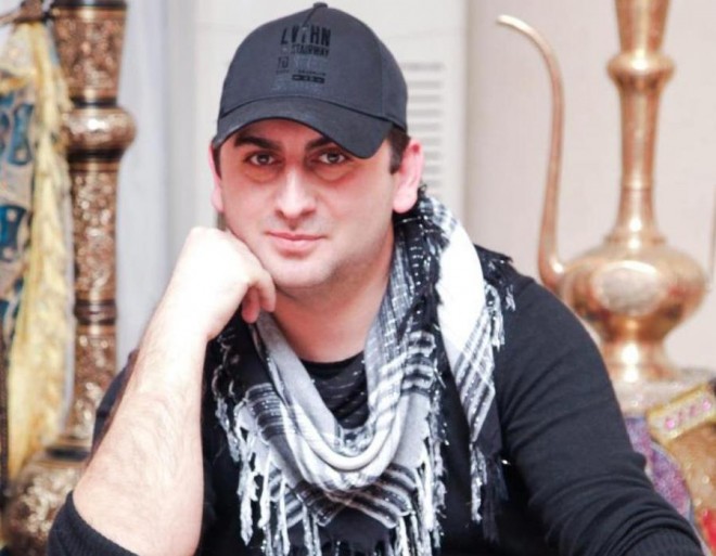 Tolik: “Anamın yeganə yadigarını satdım” – foto