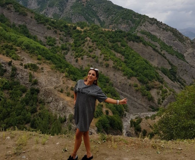 Xanım məşhurlar Lahıc-Niyaldağda - foto