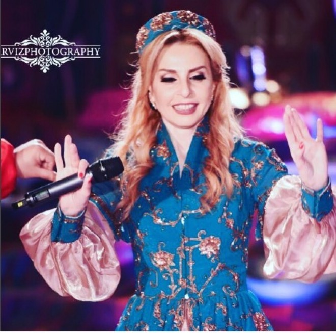 Lamiyə Ələkbərovadan anasına: “Ad günün mübarək, mənim Madonnam” – foto