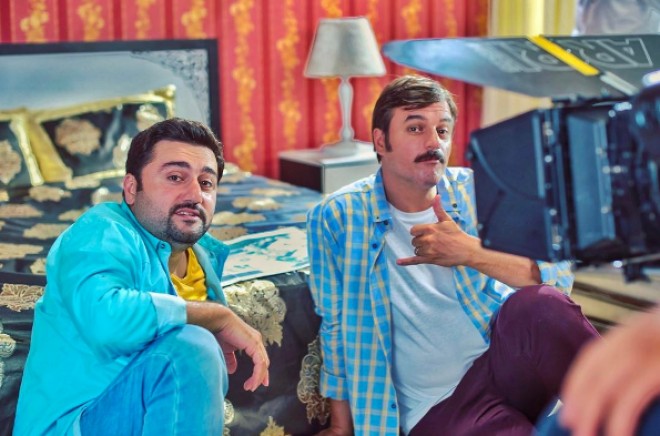 Müşfiq türk aktyorlarla eyni filmdə - fotolar