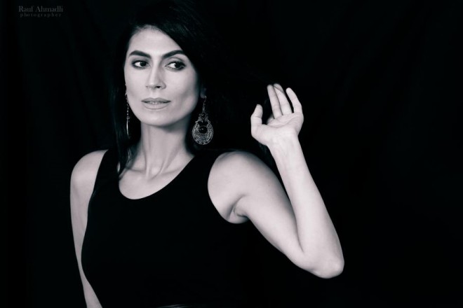 40 yaşı olan Samiradan yeni fotosessiya