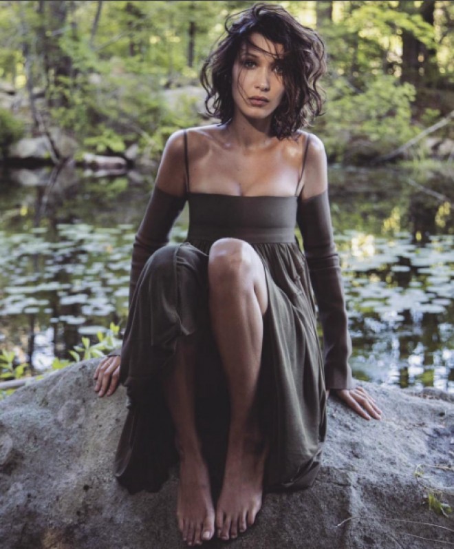 Cici Hadid bacısının fotosunu paylaşdı