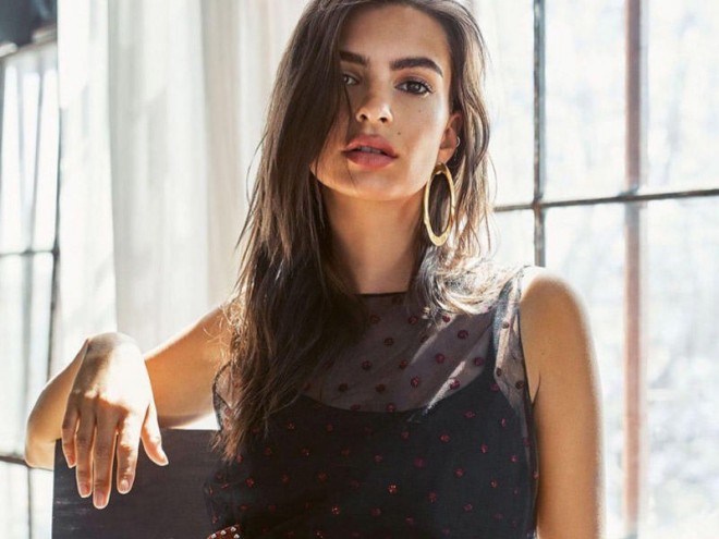 Emili Ratajkovski "Glamour UK" jurnalında - fotolar