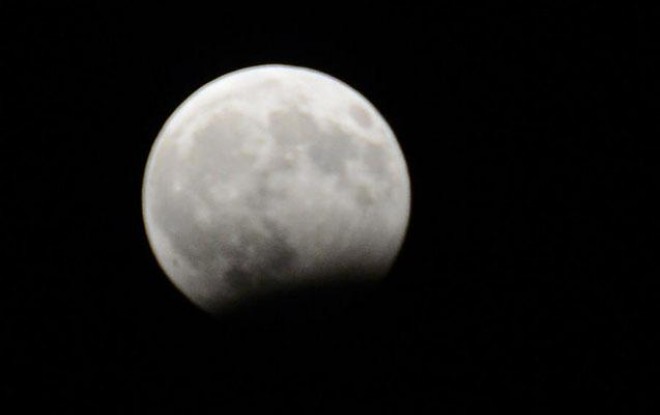 Dünən Ay tutulması baş verdi