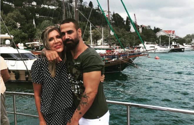 Xoşqədimin Doğuşla fotosu