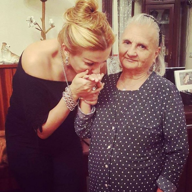 Mədinə Məlik: “Ömür boyu mənə dəstək olan, hər addımıma...”