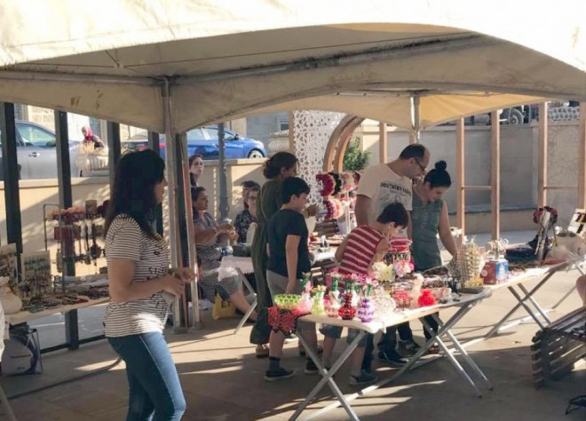 İçərişəhərdə açıq səma altında növbəti sərgi ziyarətçilər tərəfindən maraqla qarşılanıb