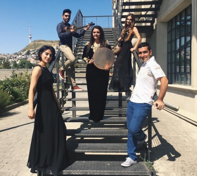 “YARAT”da poeziya gecəsi təşkil olunub