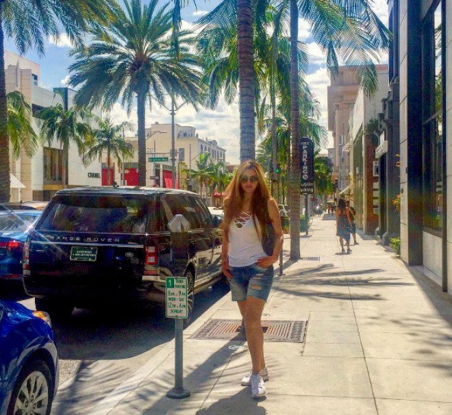 İlhamənin Beverli-Hills gəzintisi - foto