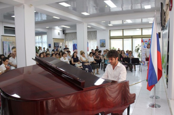 Müslüm Maqomayevə həsr edilmiş yaradıcılıq gecəsi keçirilib