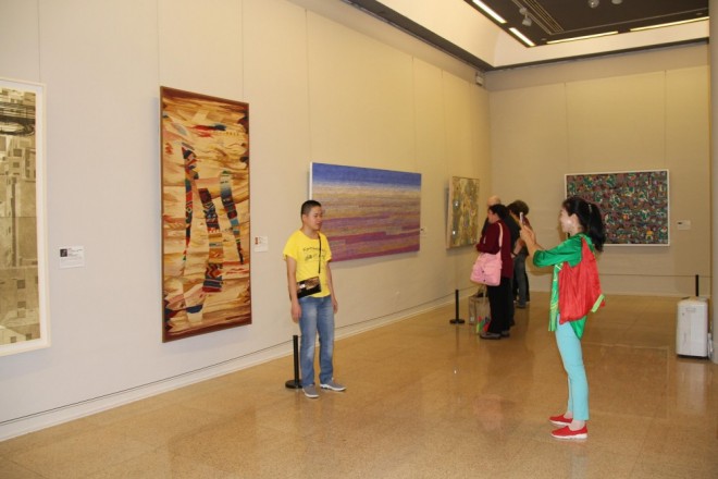 Azərbaycan incəsənət ustalarının əsərləri &nbsp;Pekin Beynəlxalq Biennalesində - fotolar