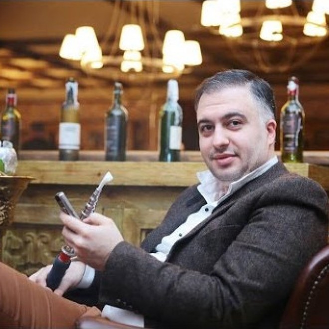 Hüseyn Məhəmmədoğlu: "Sən mənim nəfəsim, vuran ürəyimsən" - foto