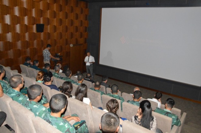 Kino mövsümü regionlarda davam edir