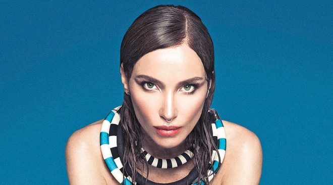 Gülşənin fərqli tərzi - fotolar