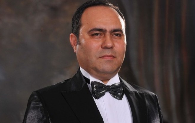 Azər Zeynalov: “Zövqsüz müğənniləri...”