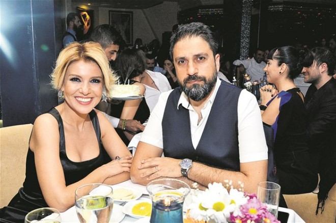 Gülben Ergenin keçmiş əri Erhan Çelik kanaldan istefa verdi - video