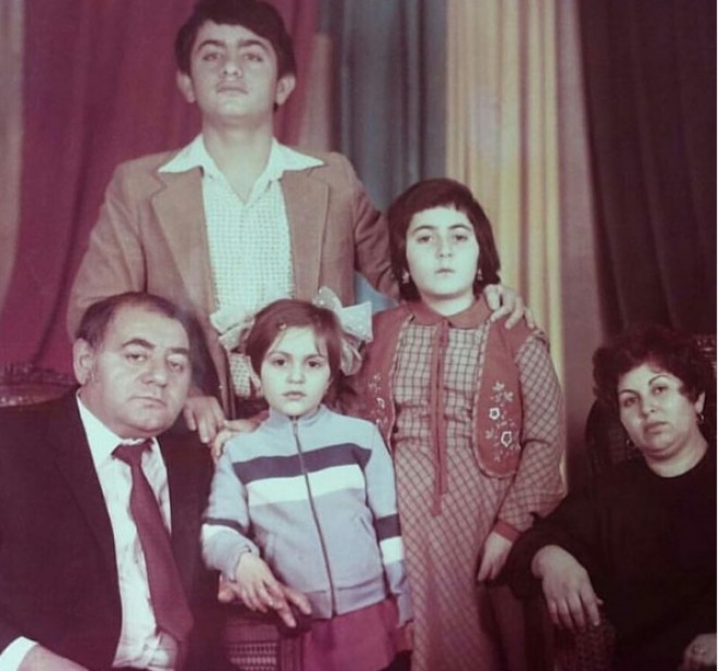 Əməkdar artistdən ailə fotosu&nbsp;