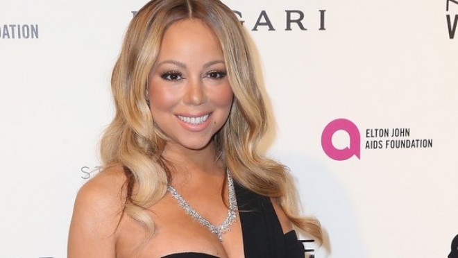 Meray Kerrinin evinə oğrular girdi