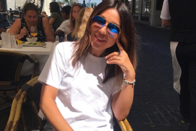 Validə çarpayıda videosunu paylaşdı