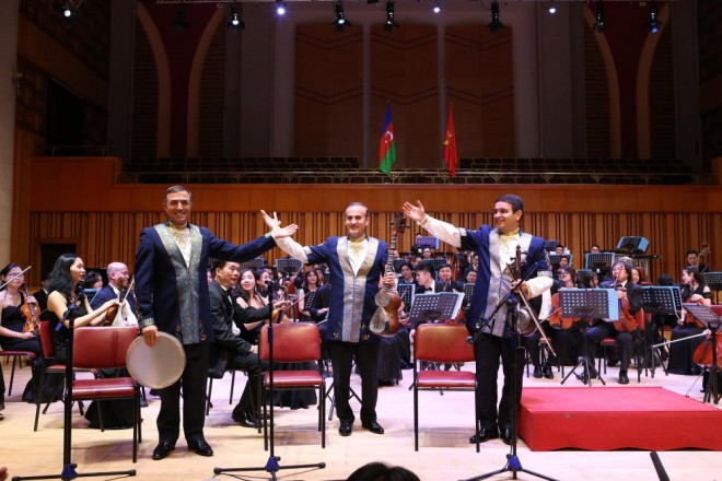 Azərbaycan musiqisi Vyetnamda – fotolar