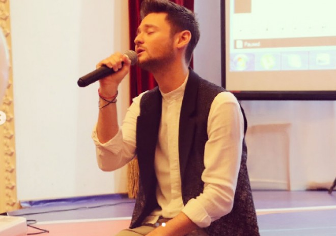 Qazaxıstanda olan Eldardan yeni fotolar