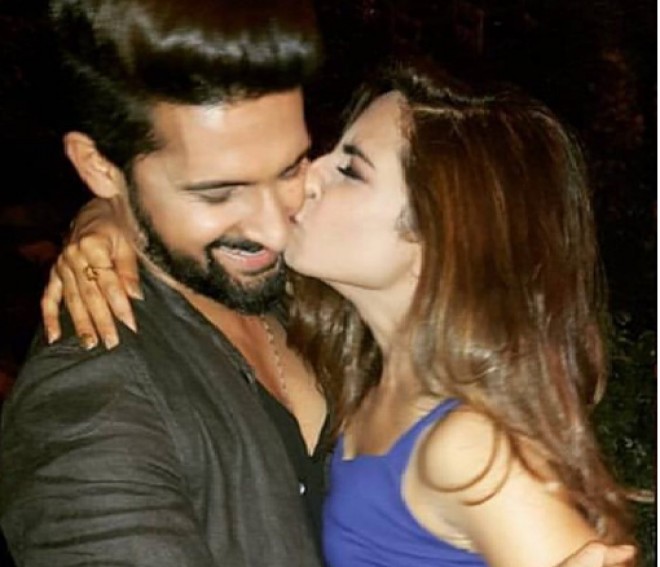 Müğənni Əhməd Mustafayev oxşarını "məhkəməyə" verəcək&nbsp;