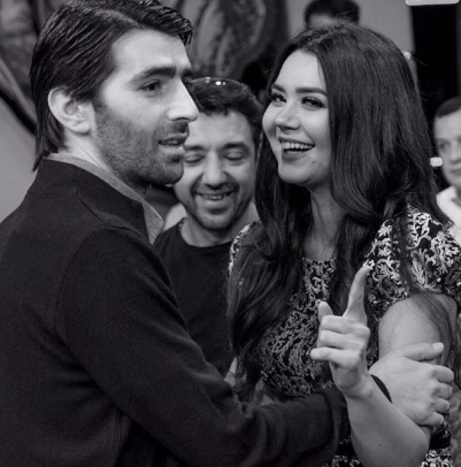 Oksanadan Elşada: “Sən əfsanəsən” 