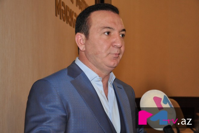 Vasif Məhərrəmli: “Soyunmağa ehtiyac yoxdur”