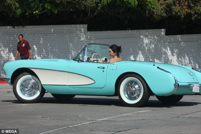 Kendal 200 minlik avtomobillə diqqət mərkəzində - foto&nbsp;