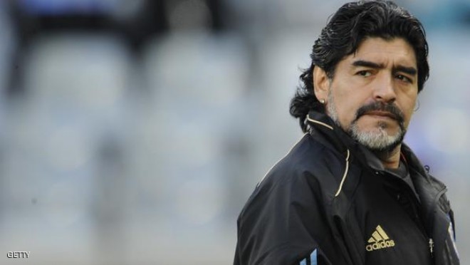 Maradona qızlarını məhkəməyə verdi