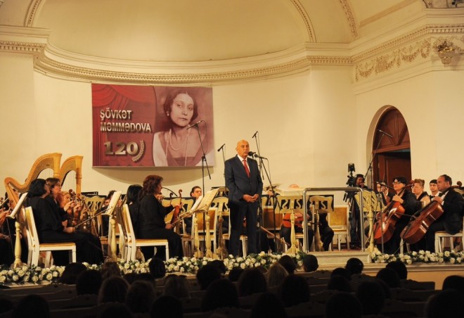 Opera müğənnisi Şövkət Məmmədovanın xatirəsi anılıb
