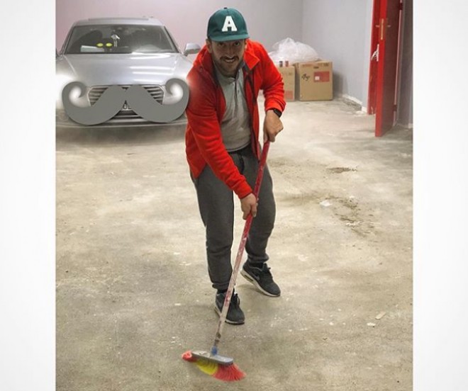 Abbas həyət süpürdü - foto&nbsp;