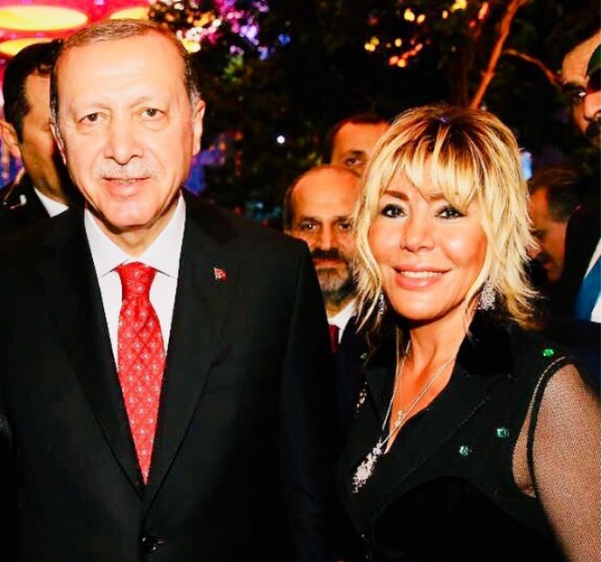 Xalq Artistinin Türkiyə prezidenti ilə çəkdirdiy foto&nbsp;