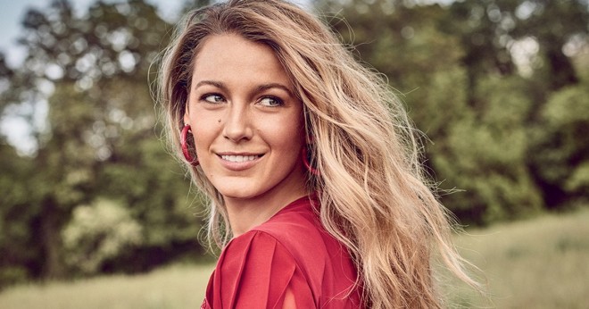 Bleyk Lavli ilk dəfə&nbsp;çılpaq çəkilməyə&nbsp;razılıq verib