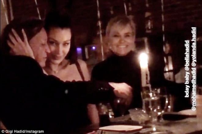 Bella doğum gününü ailəsi ilə qeyd etdi - foto&nbsp;